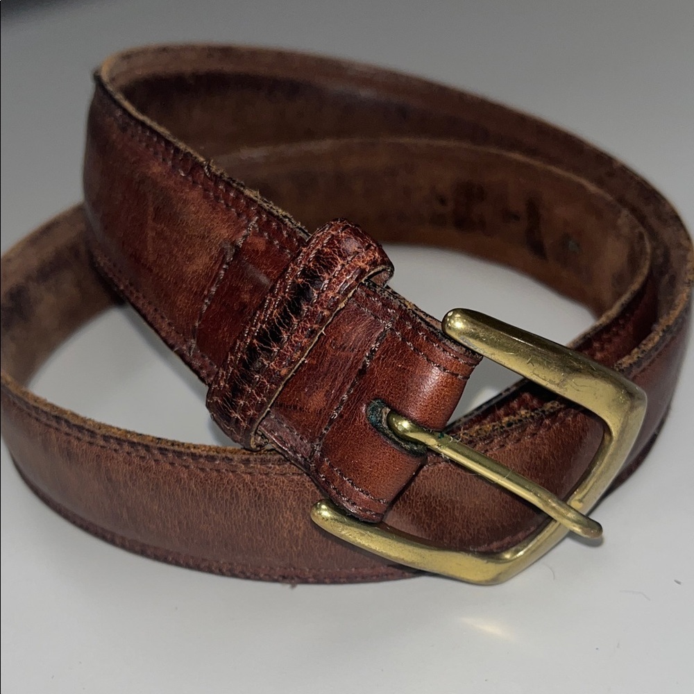 Claiborne Rich Brown Leather Belt with Brass Buckle size 34